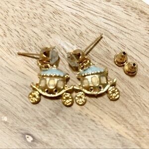 Cinderella carriage studs